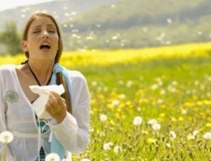 Bahar alerjisi nedir? Bahar alerjisi belirtileri nelerdir?